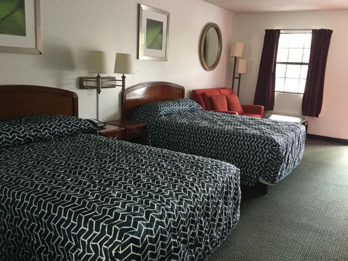 American Inn Metter Екстериор снимка