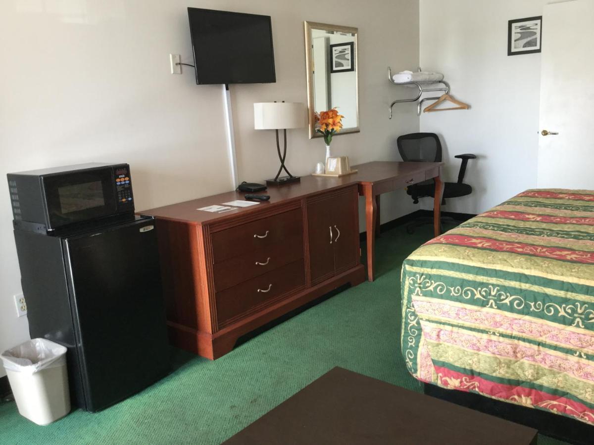 American Inn Metter Екстериор снимка