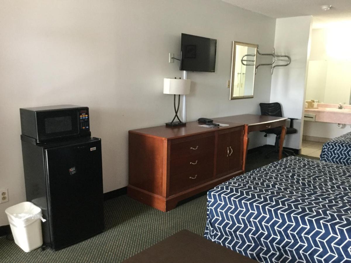 American Inn Metter Екстериор снимка