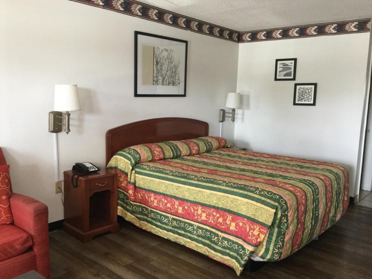 American Inn Metter Екстериор снимка